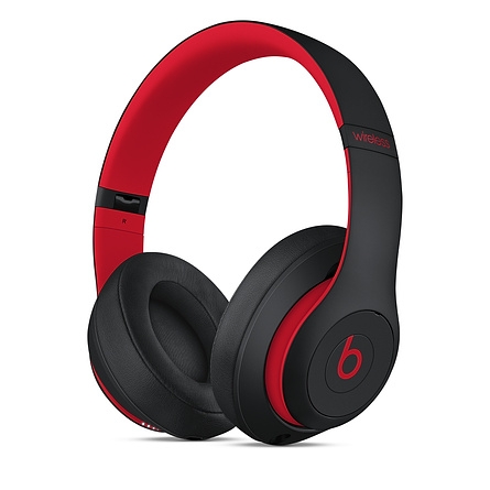 Monster Beats by Dr dre - Over the head headphones